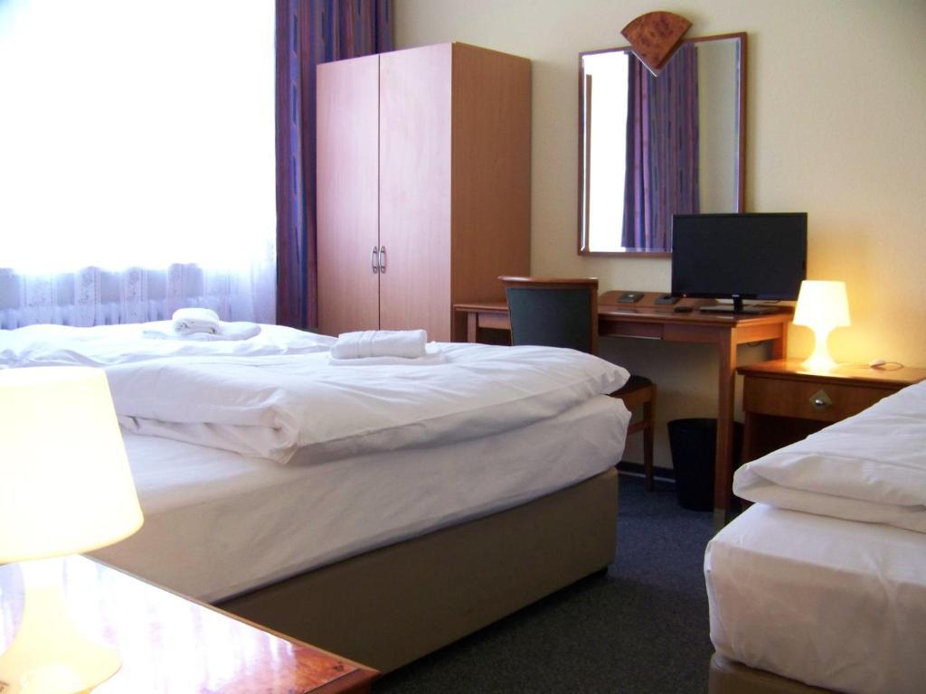 Hotel Amadeus Central Berlin Room photo