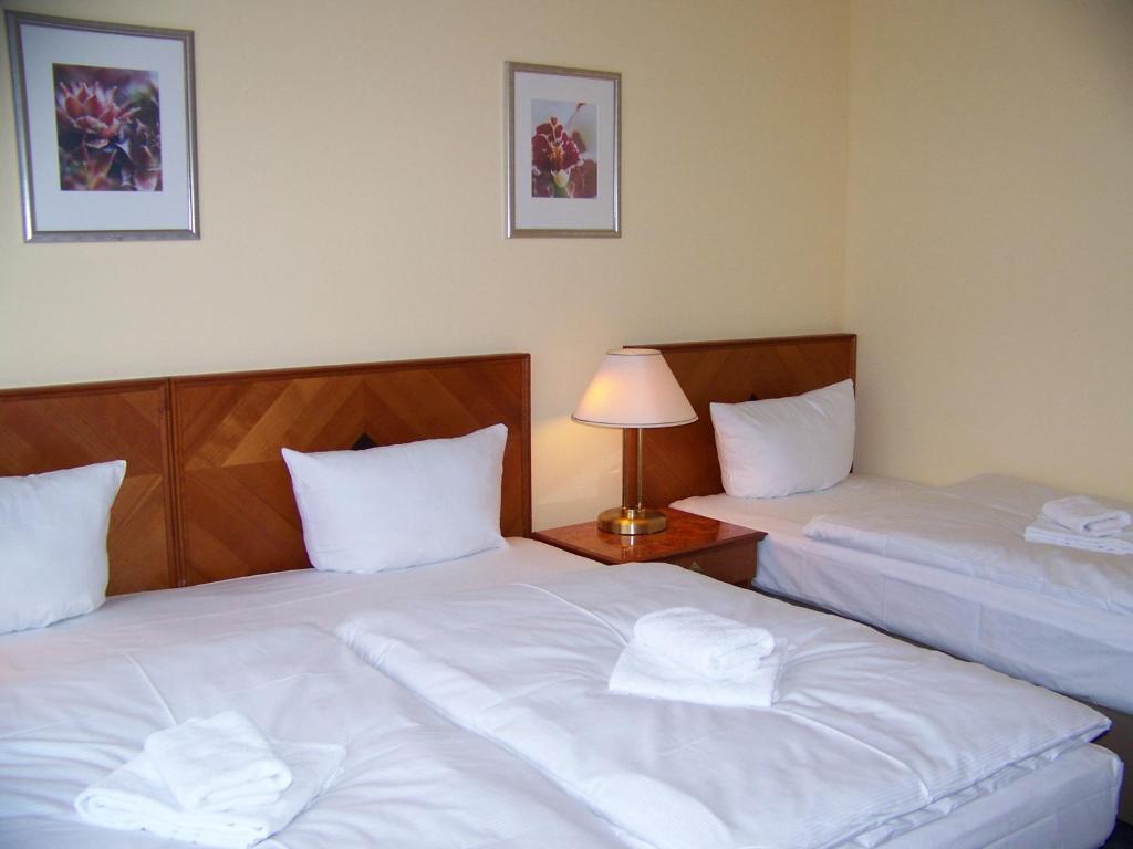 Hotel Amadeus Central Berlin Room photo